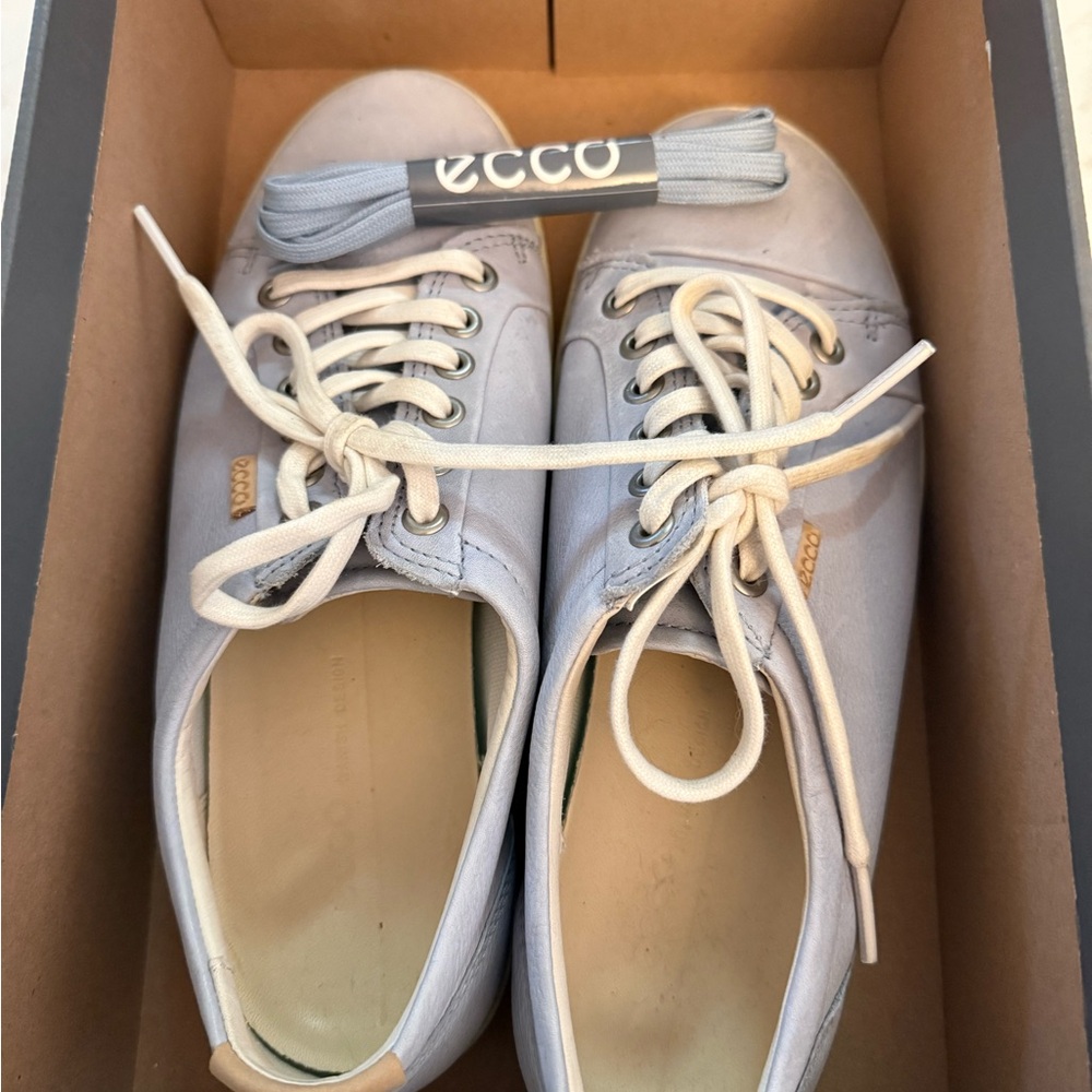 Ecco Pastel Blue Casual Sneakers